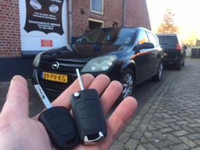 Opel Astra klapsleutel met afstandsbediening